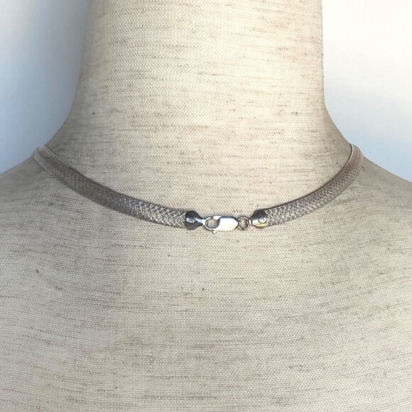 Sterling Silver 925 SU Italy Textured 6.5MM Wide Herringbone Chain Necklace 18" - Picture 6 of 16